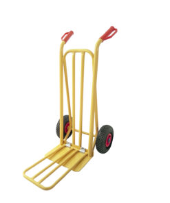 Alternative view of Carretilla Almacen / Sacos  Con Pala Abatible Ruedas Neumáticas Llantas de plástico